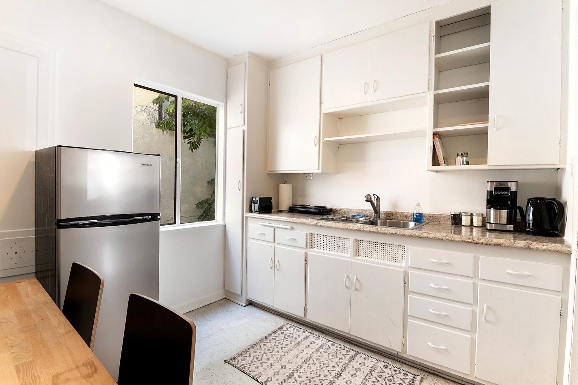 Second-floor 1-br Near Beverly Hills And Angeles Attractions Appartement Los Angeles